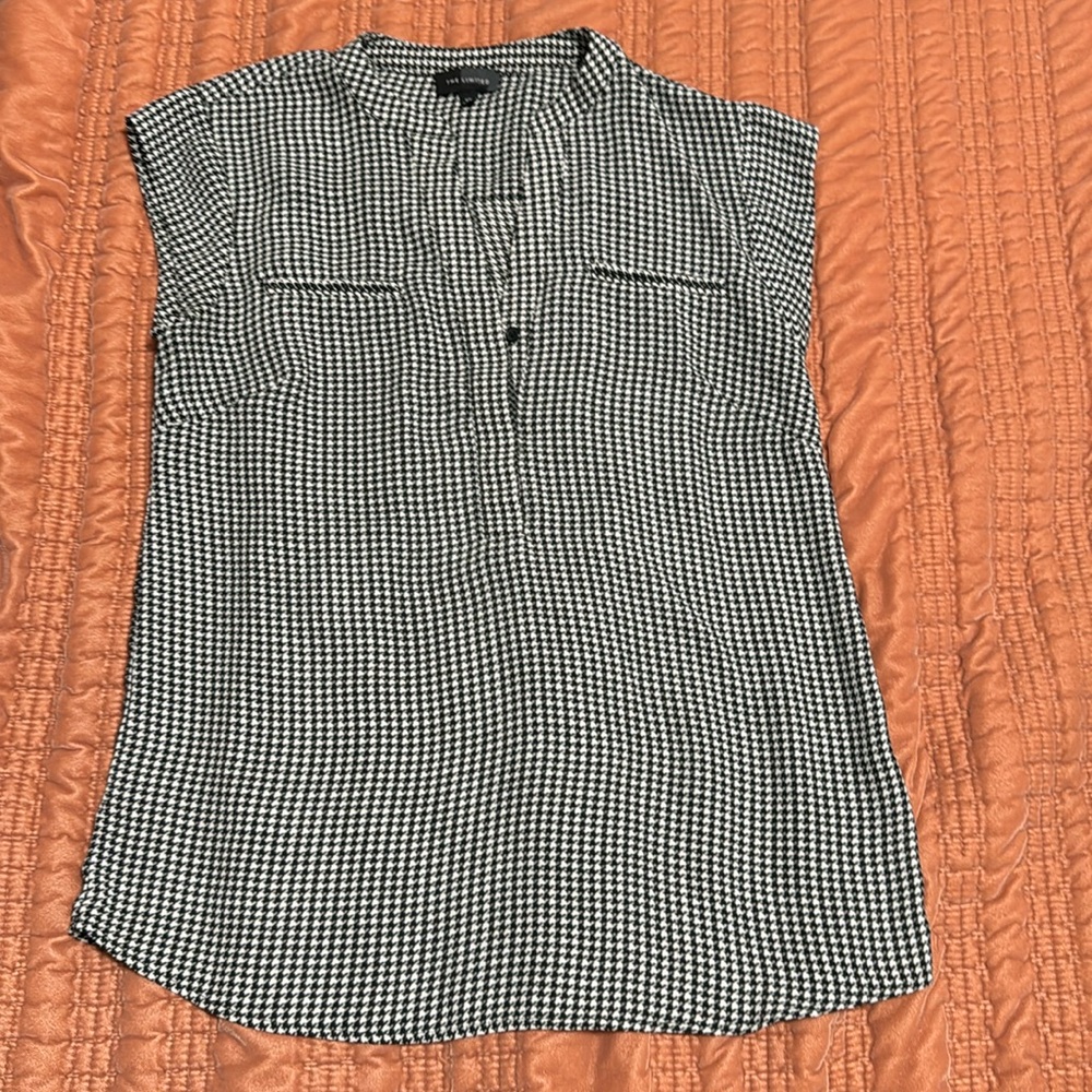 The limited silky blouse